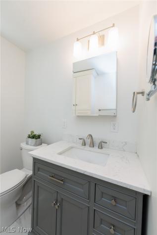 3516 Meadowbrook Boulevard Cleveland Heights OH 44118