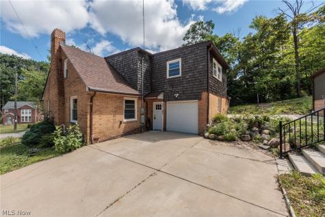 3516 Meadowbrook Boulevard Cleveland Heights OH 44118