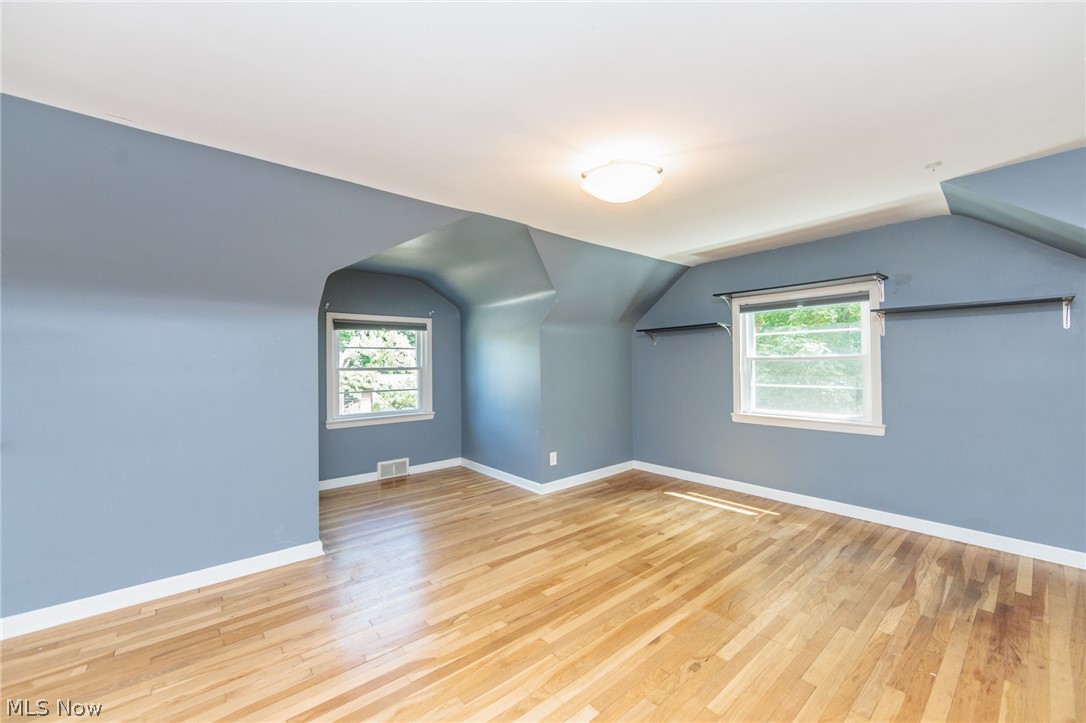 3516 Meadowbrook Boulevard Cleveland Heights OH 44118