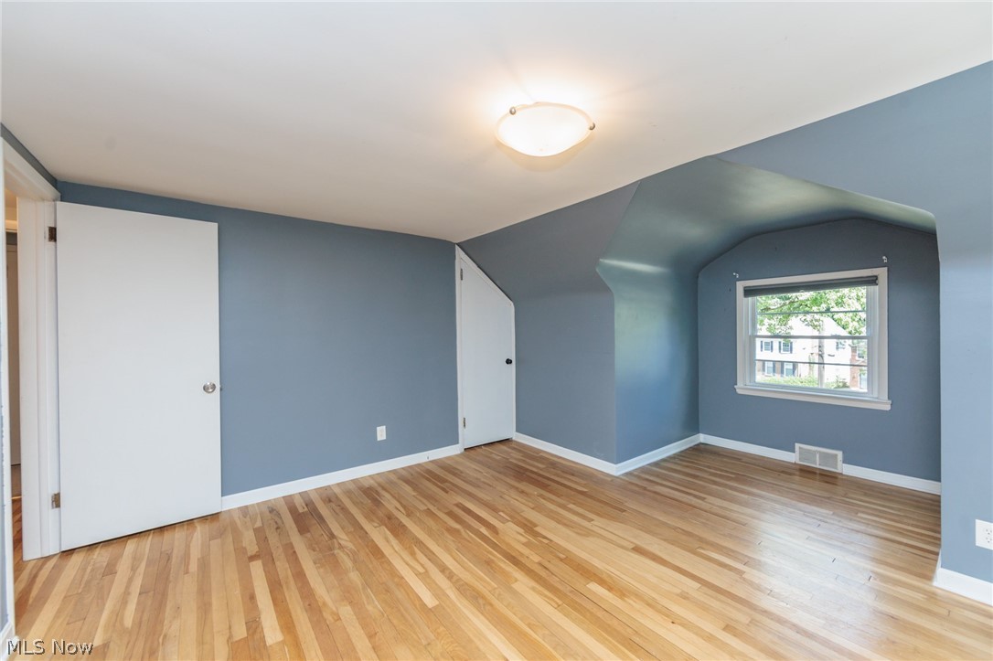 3516 Meadowbrook Boulevard Cleveland Heights OH 44118