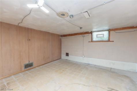 3516 Meadowbrook Boulevard Cleveland Heights OH 44118
