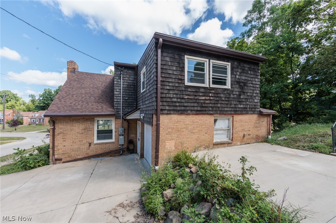3516 Meadowbrook Boulevard Cleveland Heights OH 44118