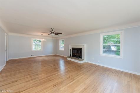 3516 Meadowbrook Boulevard Cleveland Heights OH 44118