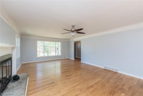 3516 Meadowbrook Boulevard Cleveland Heights OH 44118