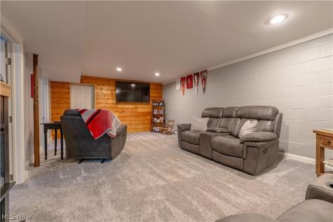10606 Wilma Avenue NE Alliance OH 44601