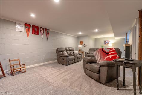10606 Wilma Avenue NE Alliance OH 44601