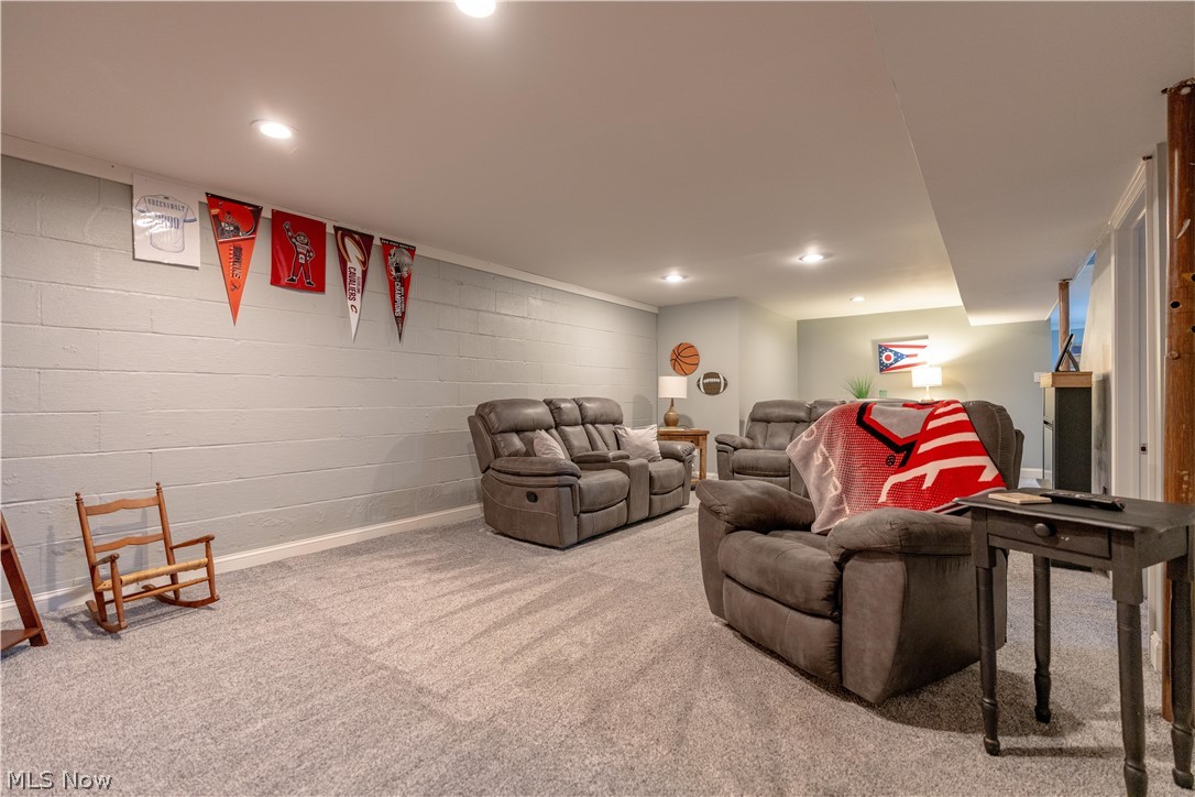 10606 Wilma Avenue NE Alliance OH 44601