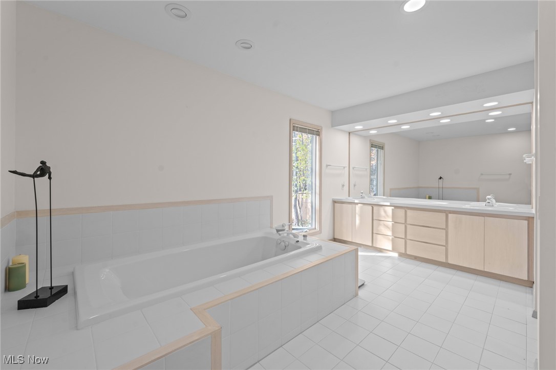 21791 Meadows Edge Lane Strongsville OH 44149