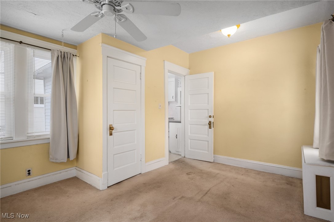 1669 Robinwood Avenue Lakewood OH 44107