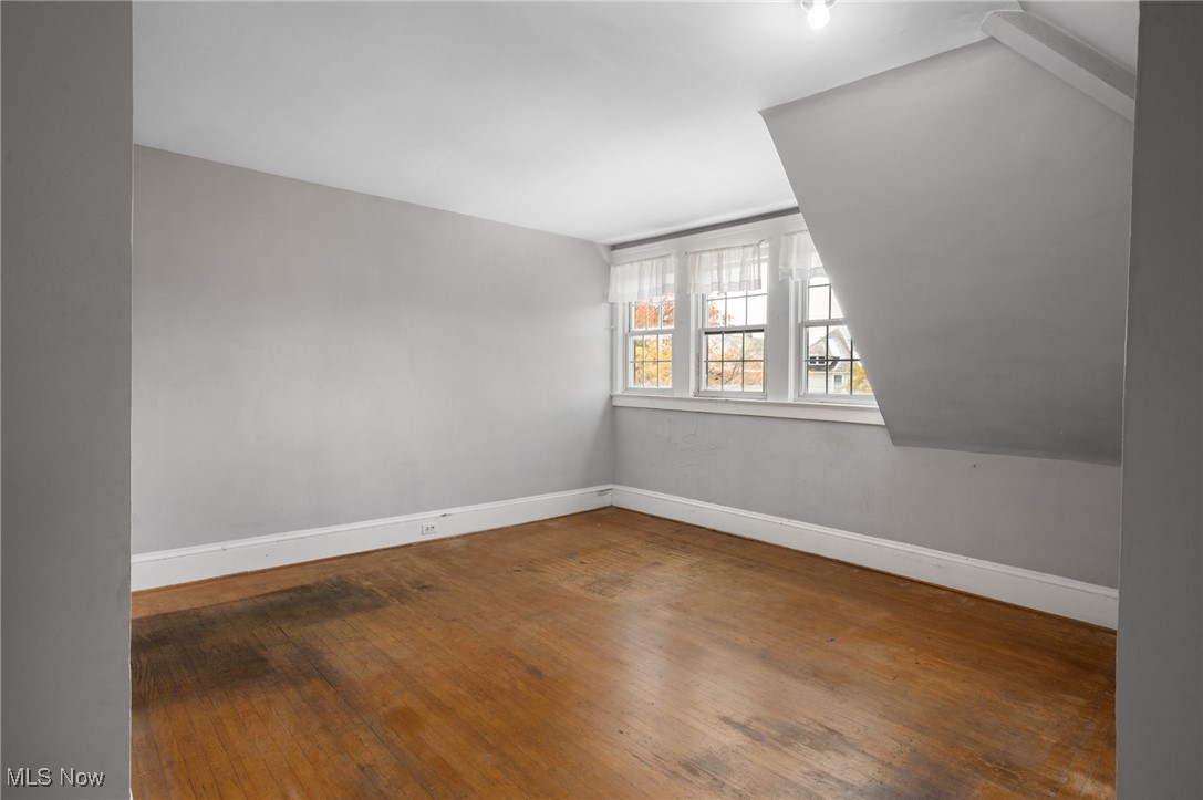 1669 Robinwood Avenue Lakewood OH 44107