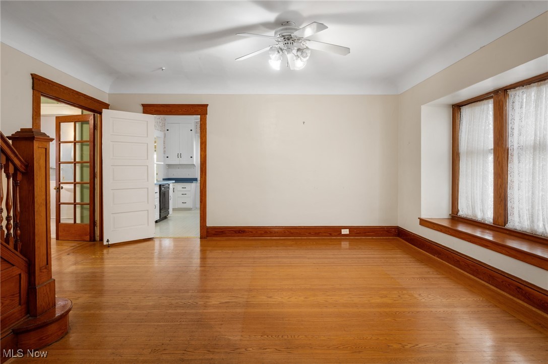 1669 Robinwood Avenue Lakewood OH 44107