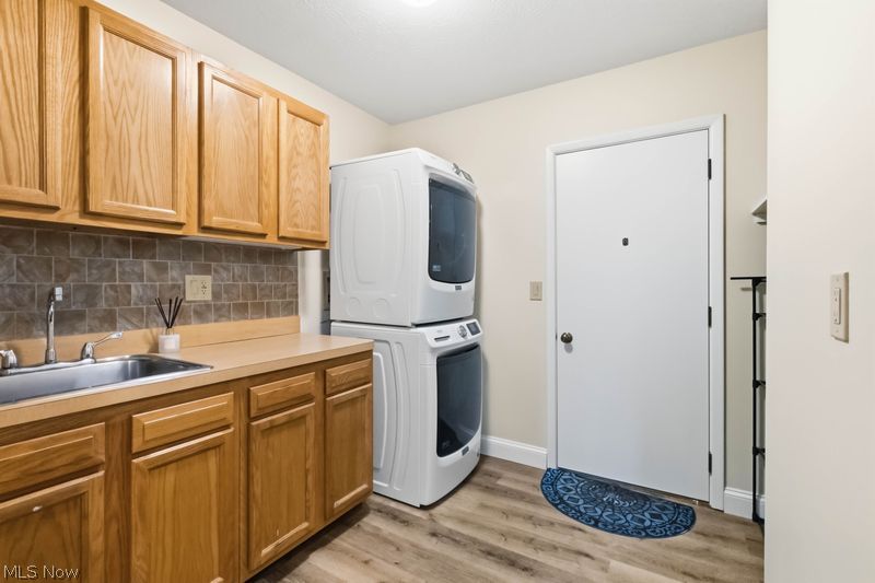 6741 Duneden Avenue Solon OH 44139