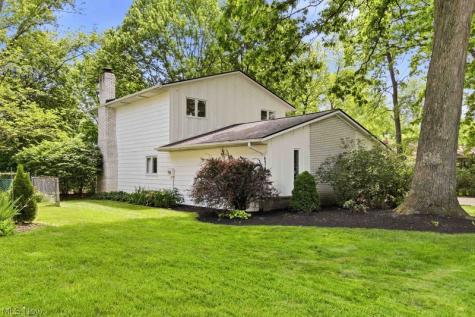 6741 Duneden Avenue Solon OH 44139