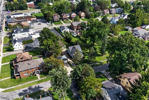 3915 Howard Street Youngstown OH 44512