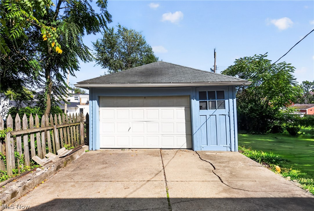 3915 Howard Street Youngstown OH 44512
