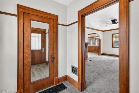 3915 Howard Street Youngstown OH 44512