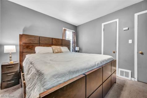 4972 Henry Street Garfield Heights OH 44125