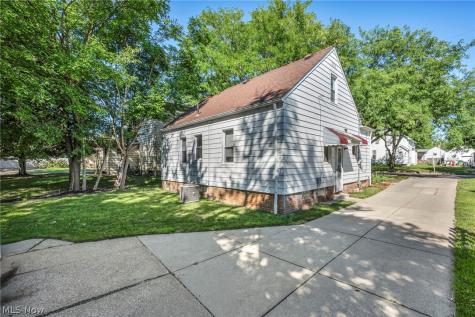 4972 Henry Street Garfield Heights OH 44125