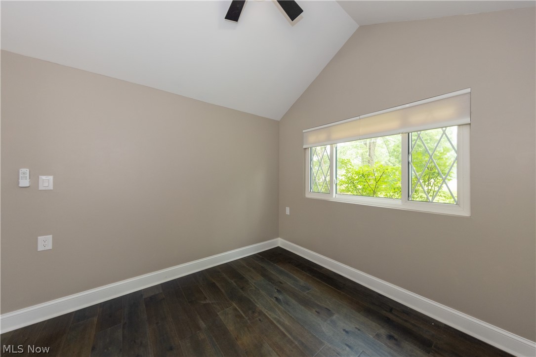 33 Oviatt Drive Northfield OH 44067