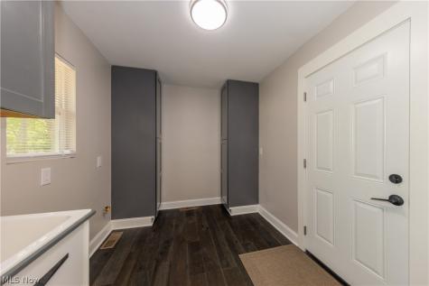 33 Oviatt Drive Northfield OH 44067