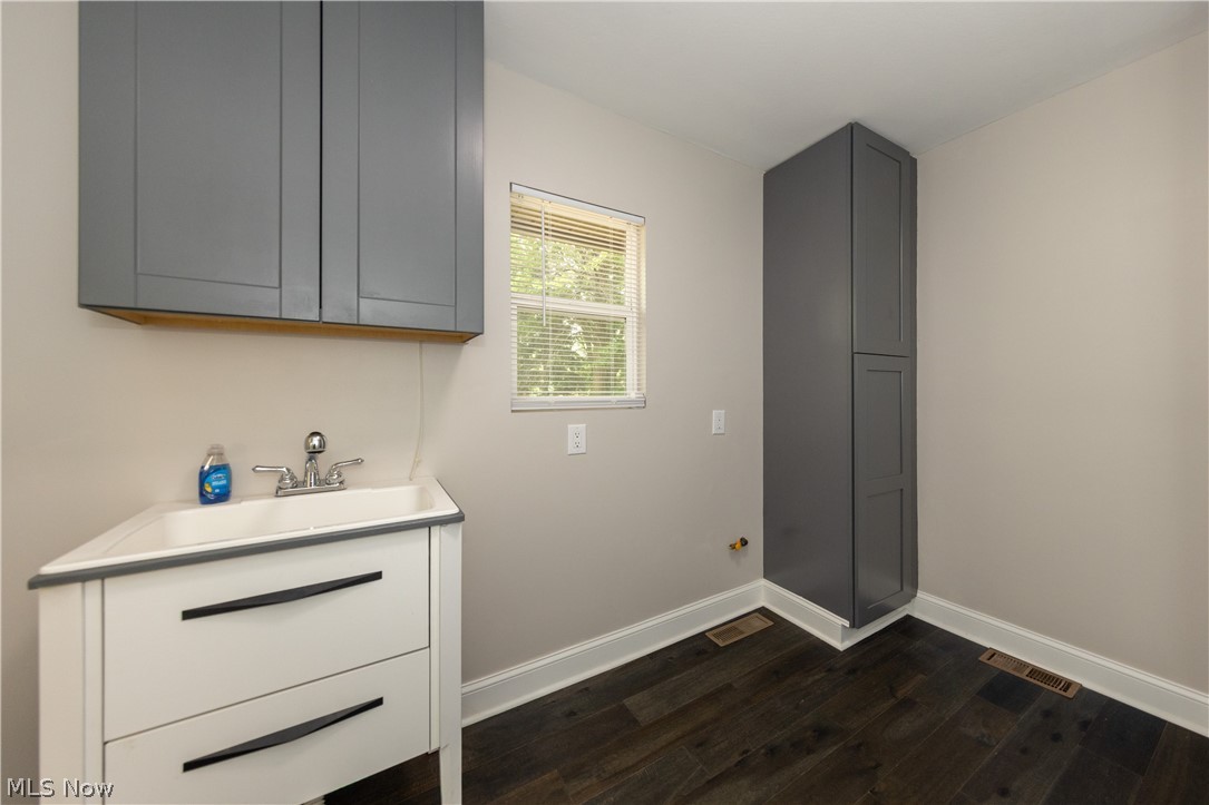 33 Oviatt Drive Northfield OH 44067