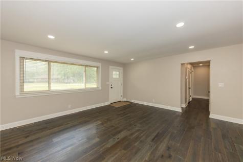 33 Oviatt Drive Northfield OH 44067