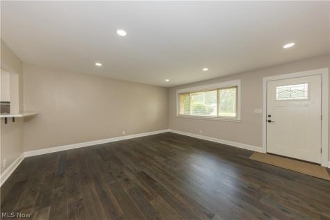 33 Oviatt Drive Northfield OH 44067