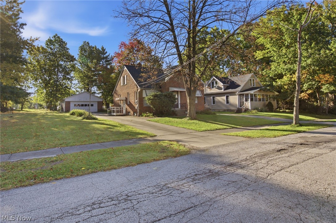 5451 Hill Street Maple Heights OH 44137