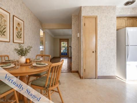 5451 Hill Street Maple Heights OH 44137