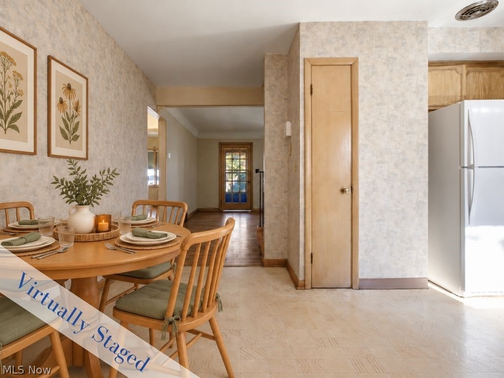 5451 Hill Street Maple Heights OH 44137