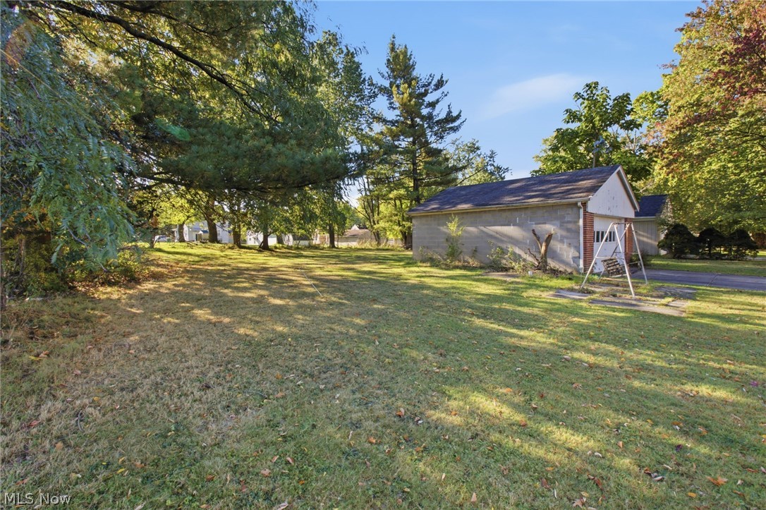 5451 Hill Street Maple Heights OH 44137