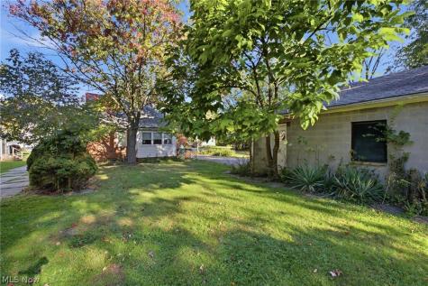 5451 Hill Street Maple Heights OH 44137