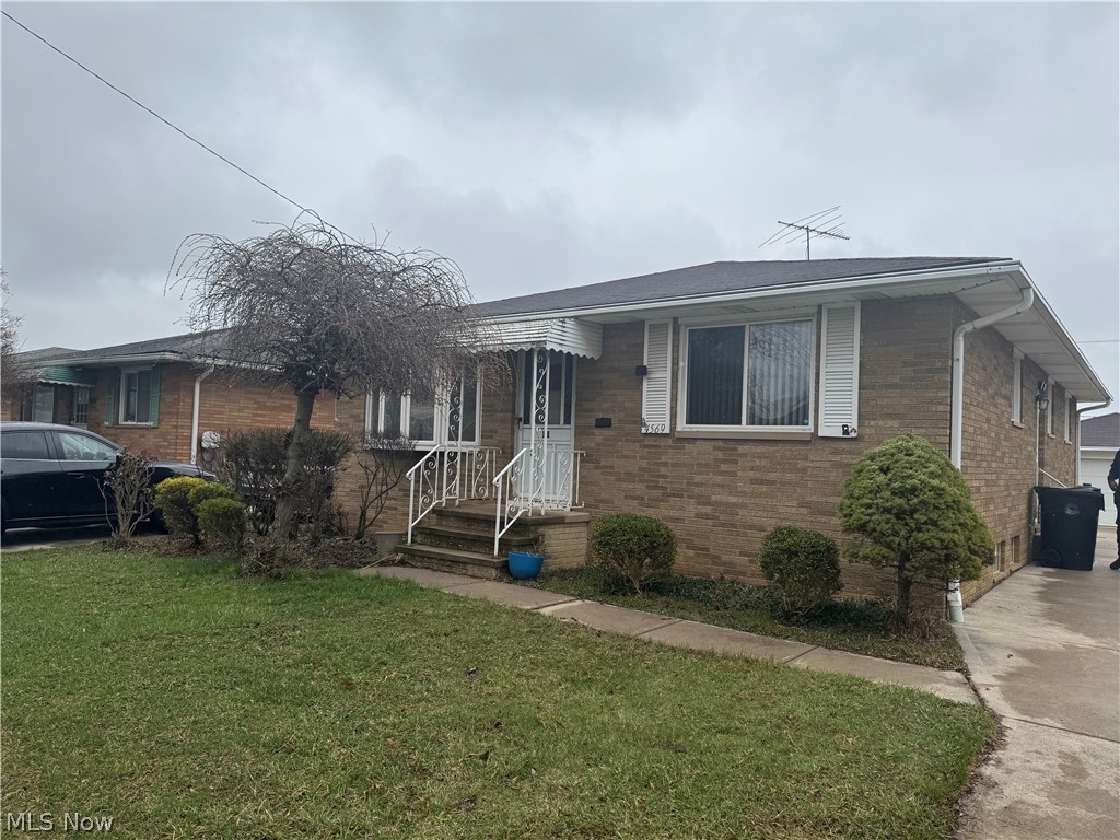 4569 W 144th Street Cleveland OH 44135