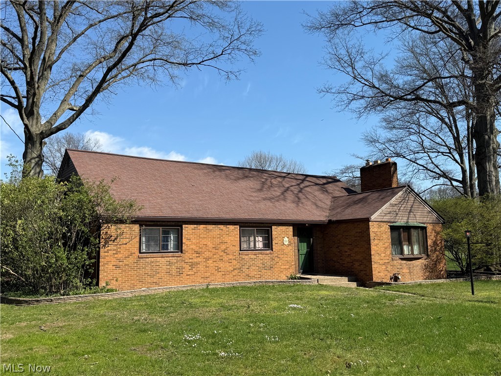 213 E 27th Street Dover OH 44622