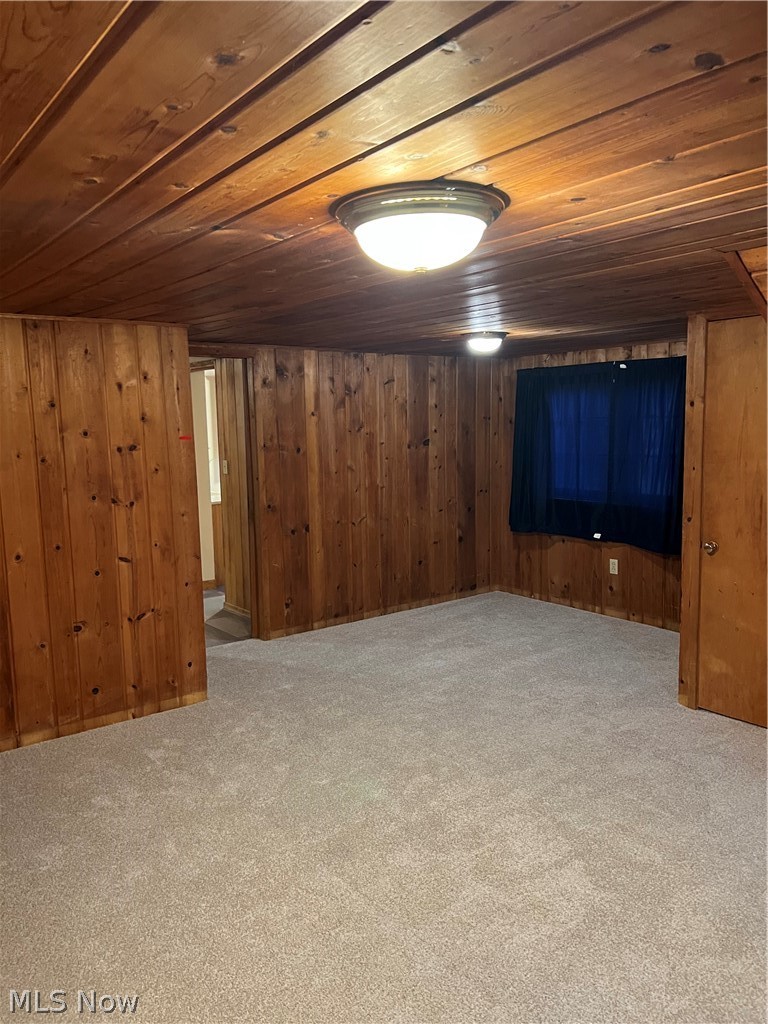 213 E 27th Street Dover OH 44622