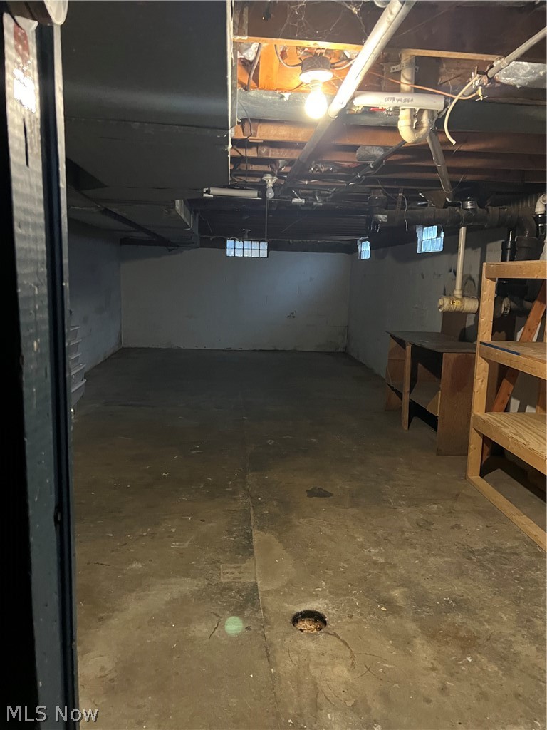 213 E 27th Street Dover OH 44622