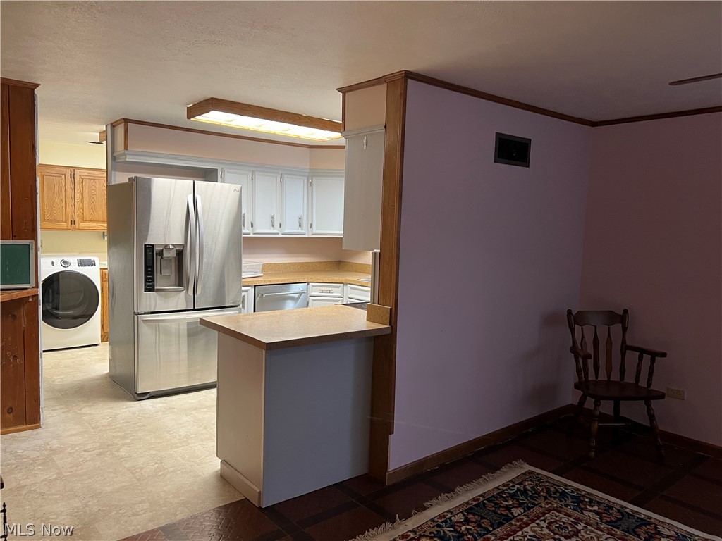 213 E 27th Street Dover OH 44622
