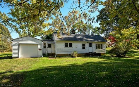 1926 Miday Avenue NE East Canton OH 44730