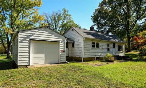 1926 Miday Avenue NE East Canton OH 44730