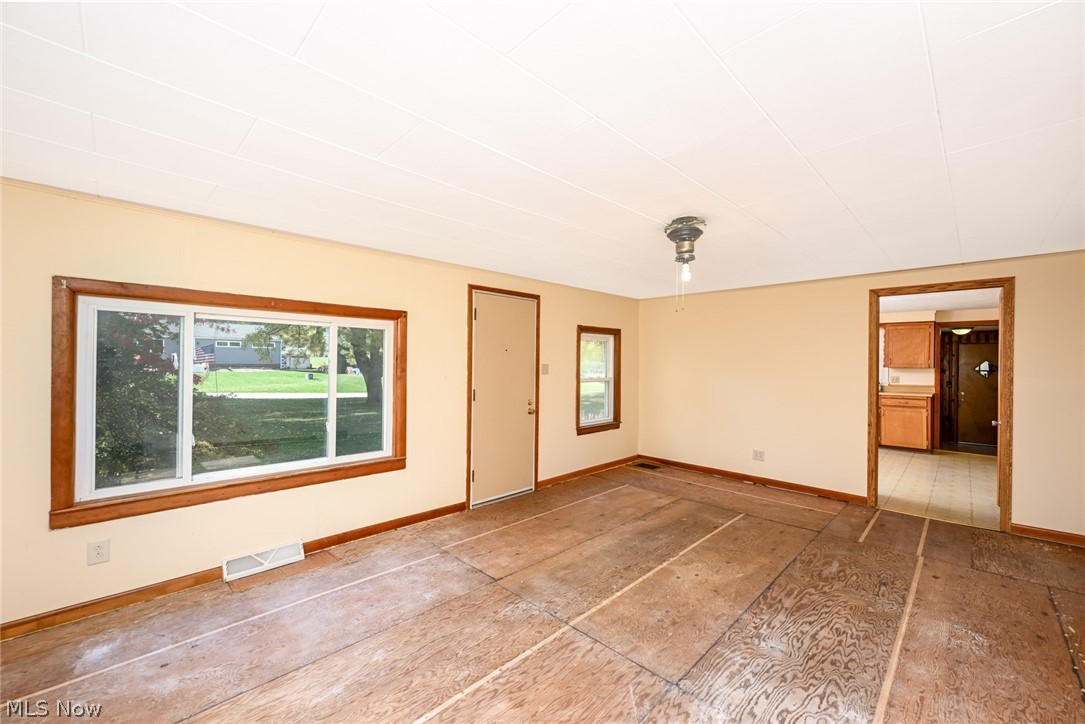 1926 Miday Avenue NE East Canton OH 44730