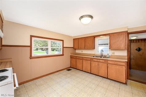 1926 Miday Avenue NE East Canton OH 44730