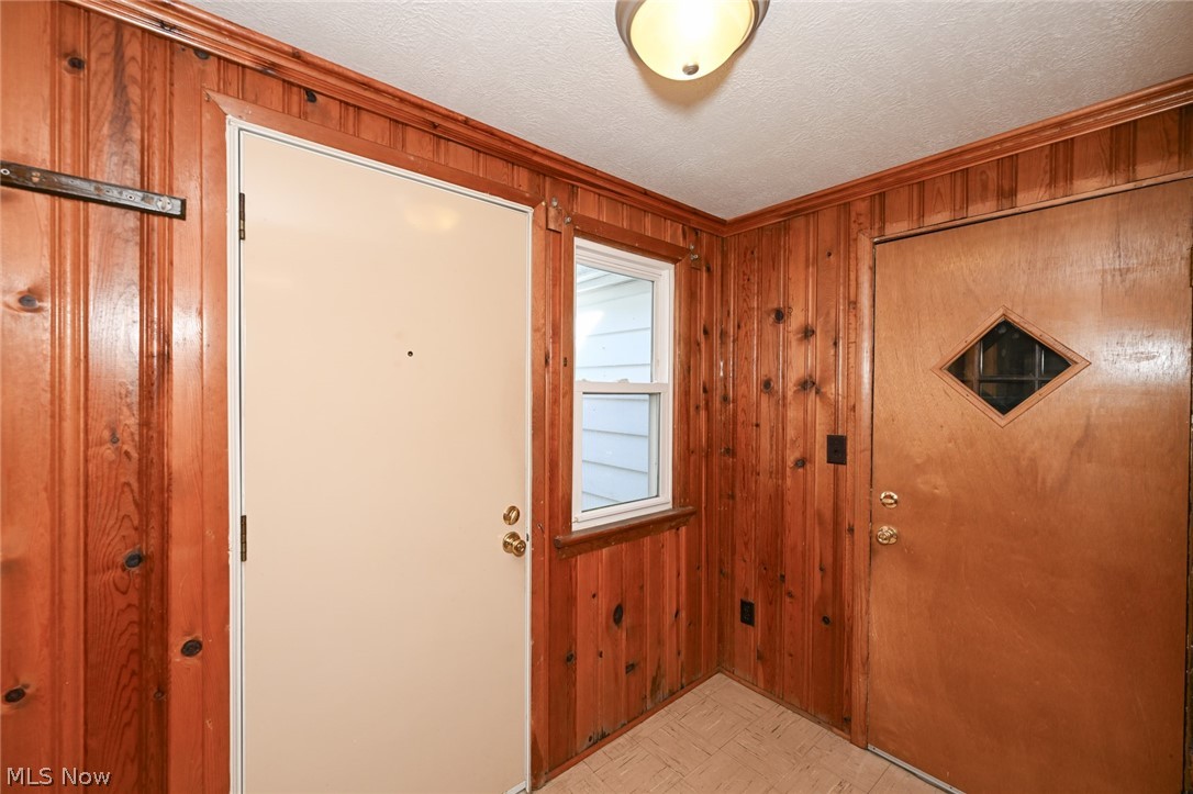 1926 Miday Avenue NE East Canton OH 44730