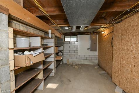1926 Miday Avenue NE East Canton OH 44730