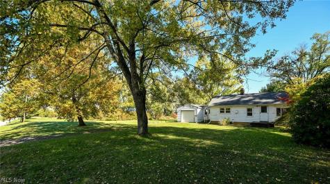 1926 Miday Avenue NE East Canton OH 44730