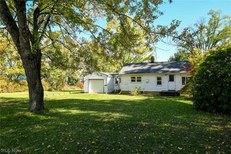 1926 Miday Avenue NE East Canton OH 44730