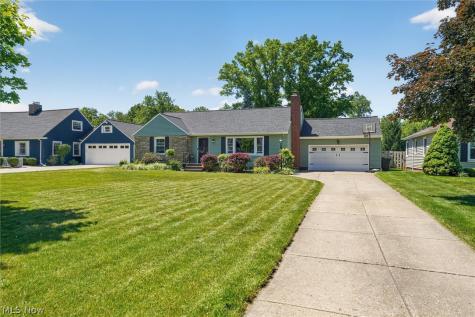 13795 Shawnee Trail Middleburg Heights OH 44130