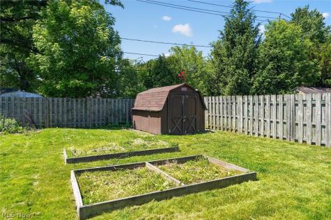 13795 Shawnee Trail Middleburg Heights OH 44130