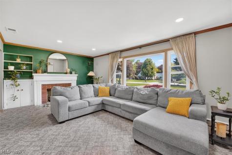 13795 Shawnee Trail Middleburg Heights OH 44130