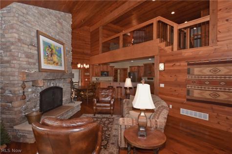 1321 Whispering Pines Drive SW Dellroy OH 44620