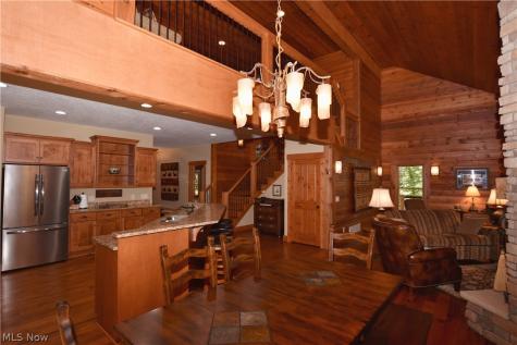 1321 Whispering Pines Drive SW Dellroy OH 44620